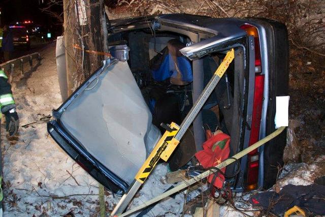 1/9/11 - E118, E119, R18 extricated one from this rollover on Route 129.