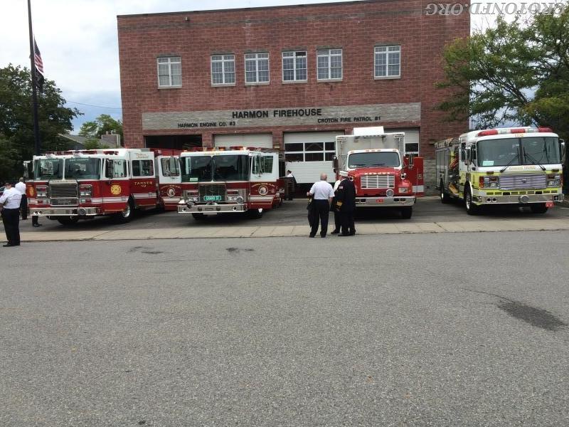 Engine 120 , Rescue 18, Engine 118 & Tanker 10 Parked In Front  Croton's Big House 